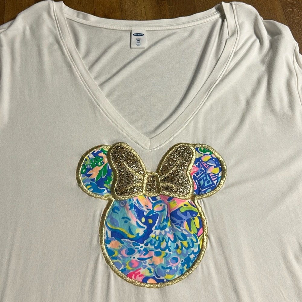 DISNEY BY OLD NAVY Top Size XXL /Tall Super soft Comfy. V-neck Glittery Minnie!